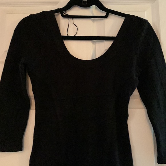 Stretchy Body-con dress - Picture 2 of 9